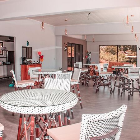 Hotel Margarita And Tour Operator Drakes Bay المظهر الخارجي الصورة