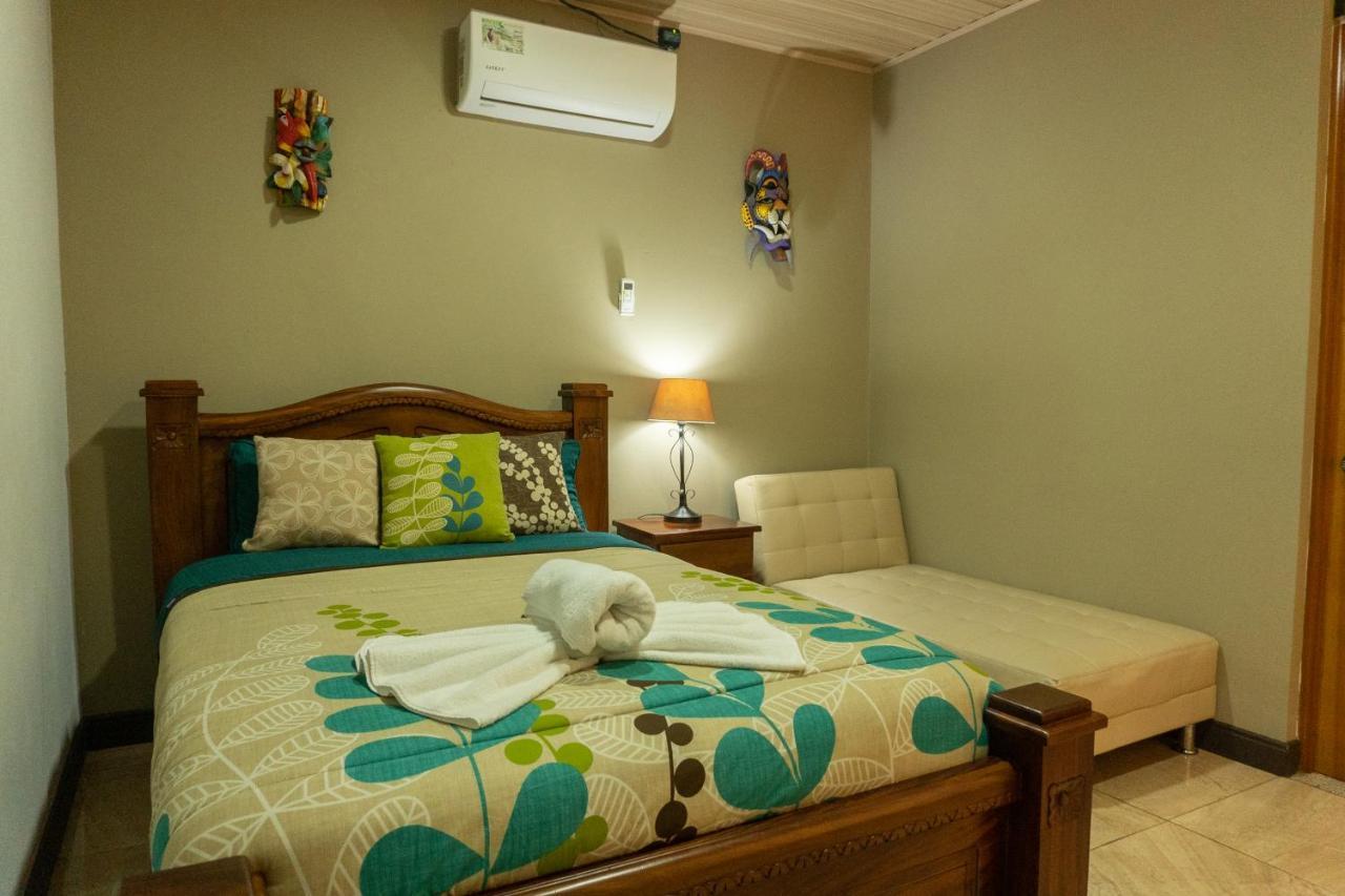 Hotel Margarita And Tour Operator Drakes Bay المظهر الخارجي الصورة